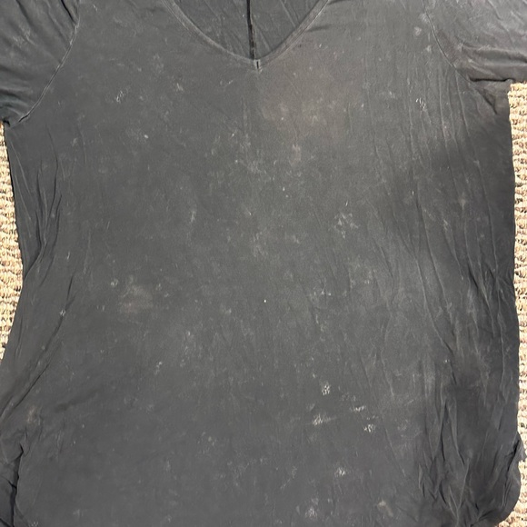 Torrid size 4 women’s distressed Tunic Top - Picture 2 of 3